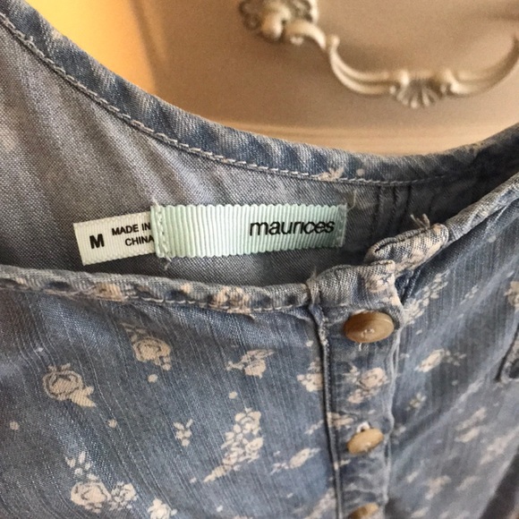 Maurice’s medium Tank top - Picture 3 of 3